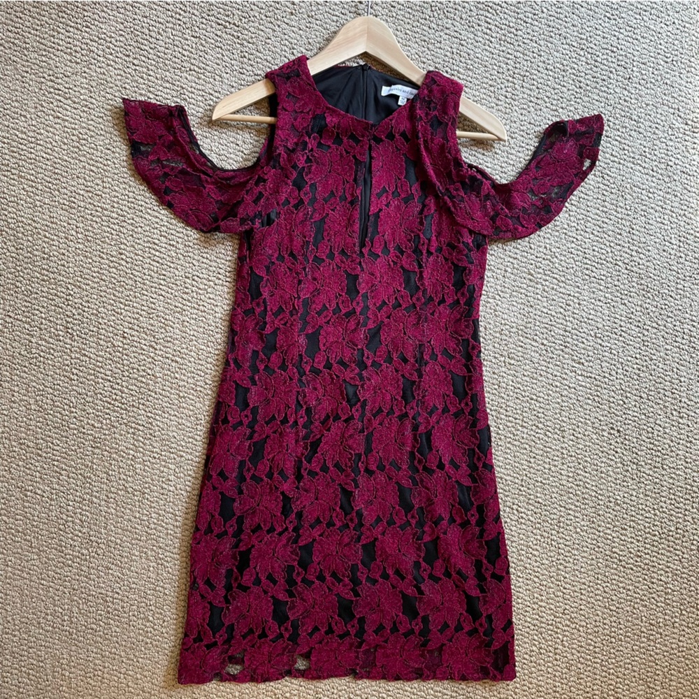 HP ❤️ Cupcakes and Cashmere Lace Dress - Picture 9 of 9
